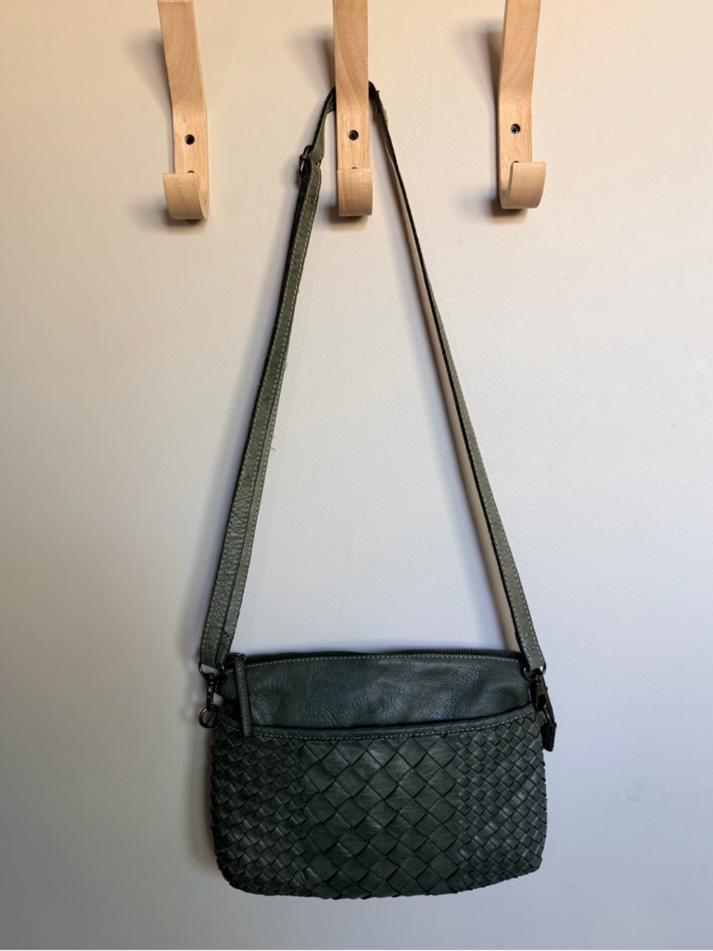 Olive Woven Leather Crossbody Bag - Unbranded